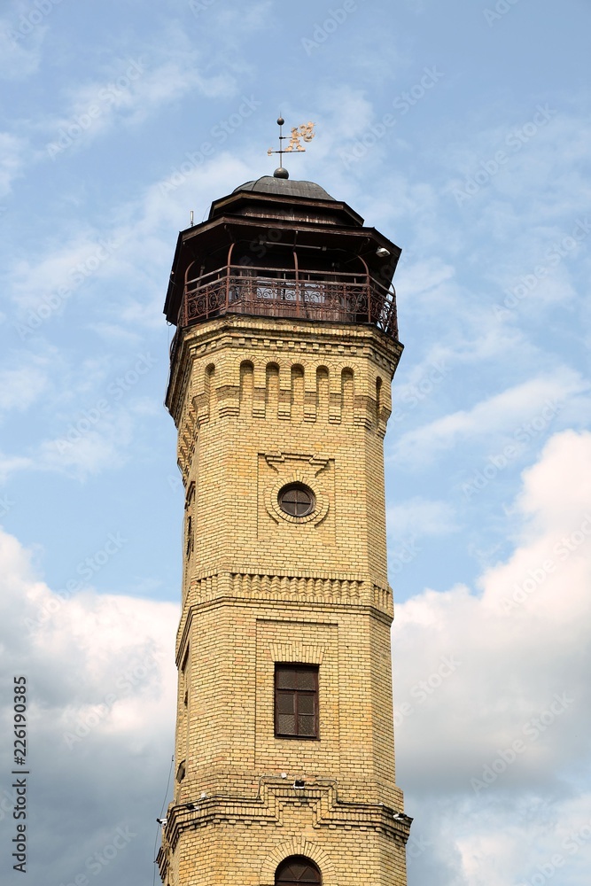 Старинная башня пожарной каланчи в Гродно (Беларусь)