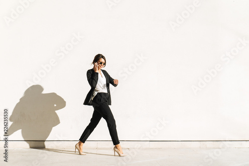 Businesswoman portrait © oneinchpunch