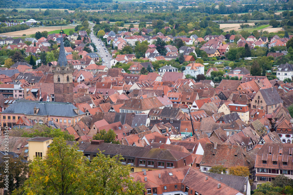 Obraz premium Blick auf Obernai im Elsass