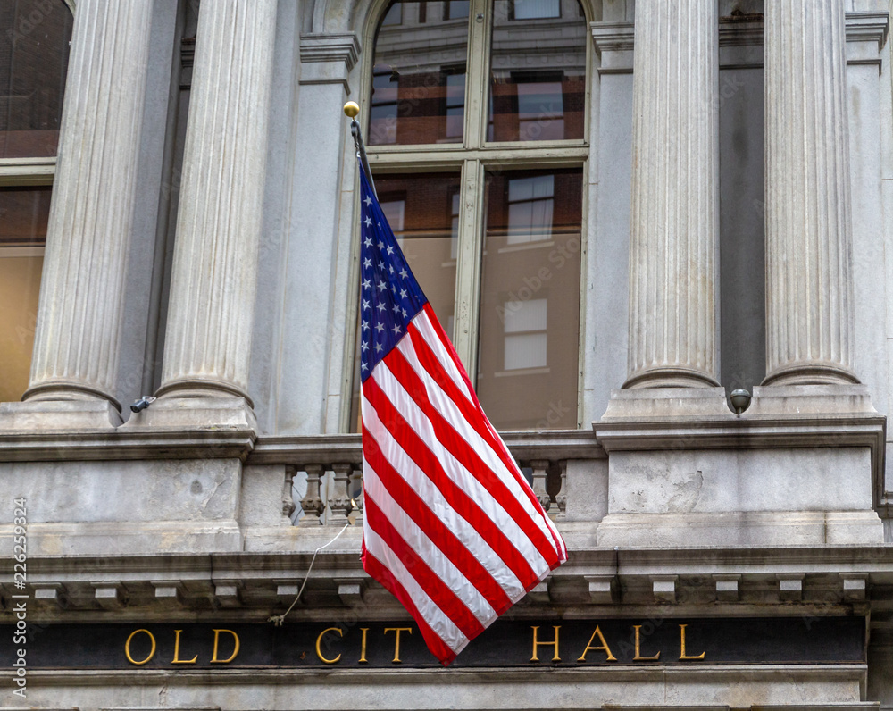 Fototapeta premium Old City Hall with American Flag