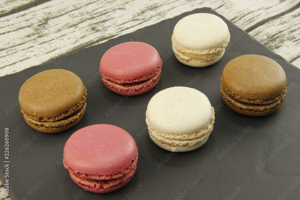 Obraz premium Macarons sur une ardoise