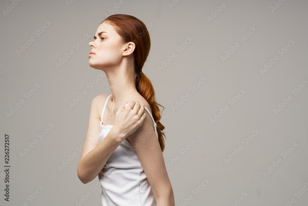 Fototapeta premium woman with bare shoulders side view
