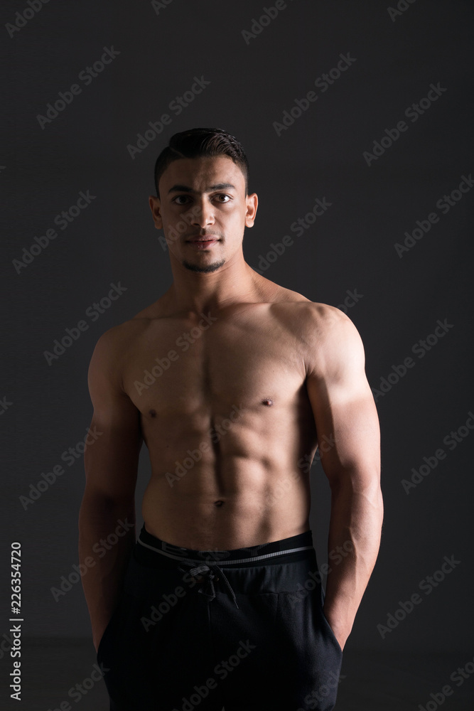 Fototapeta premium buffy man hands in pocket