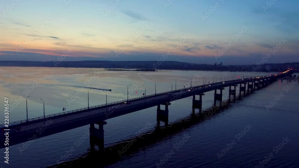 The bridge is 3 kilometers long The bridge is 3 kilometers long
