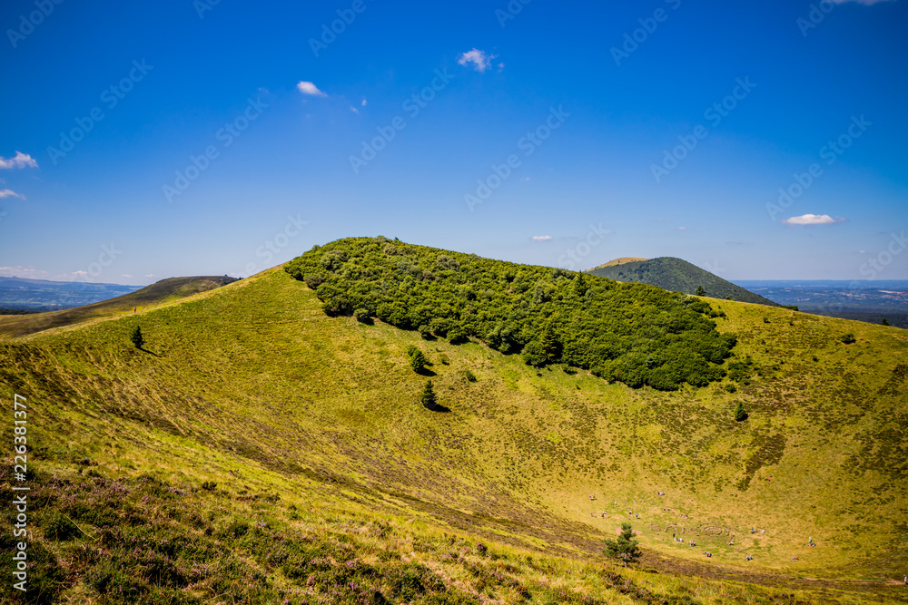 Obraz premium Randonnée au Puy Pariou en Auvergne