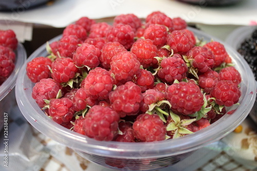 Red reaspberries closeup photo