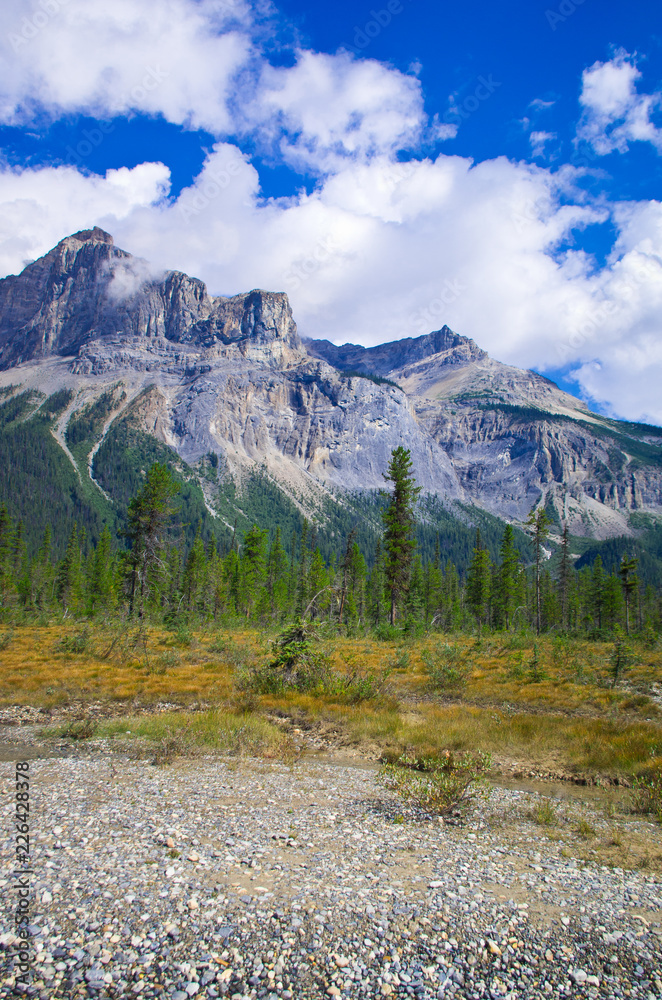 mountains in banff national park canada