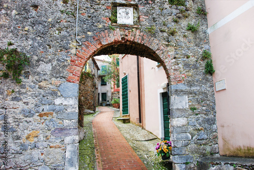 Villaggio di Montemarcello ad Ameglia photo