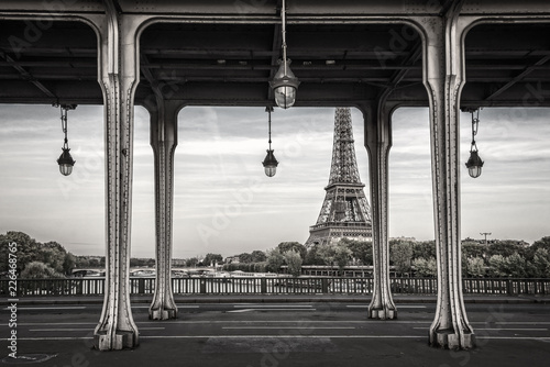 Bir Hakeim bridge, Eiffel tower in the background, Paris France