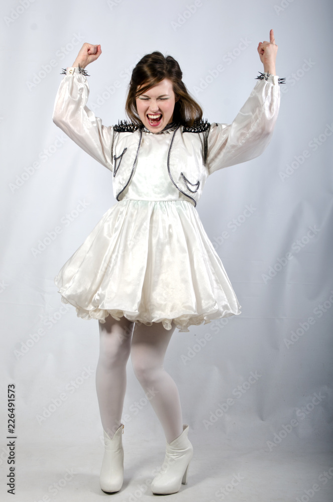 Naklejka premium beautiful girl in the Studio