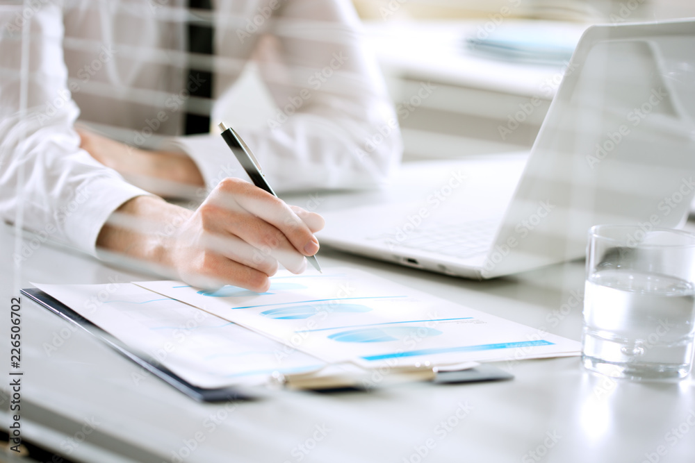 Fototapeta premium Businessman working in an office