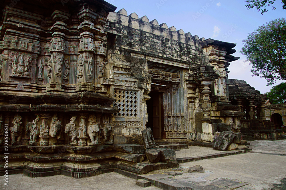 Carved exterior view of Kopeshwar Temple, Khidrapur, Maharashtra