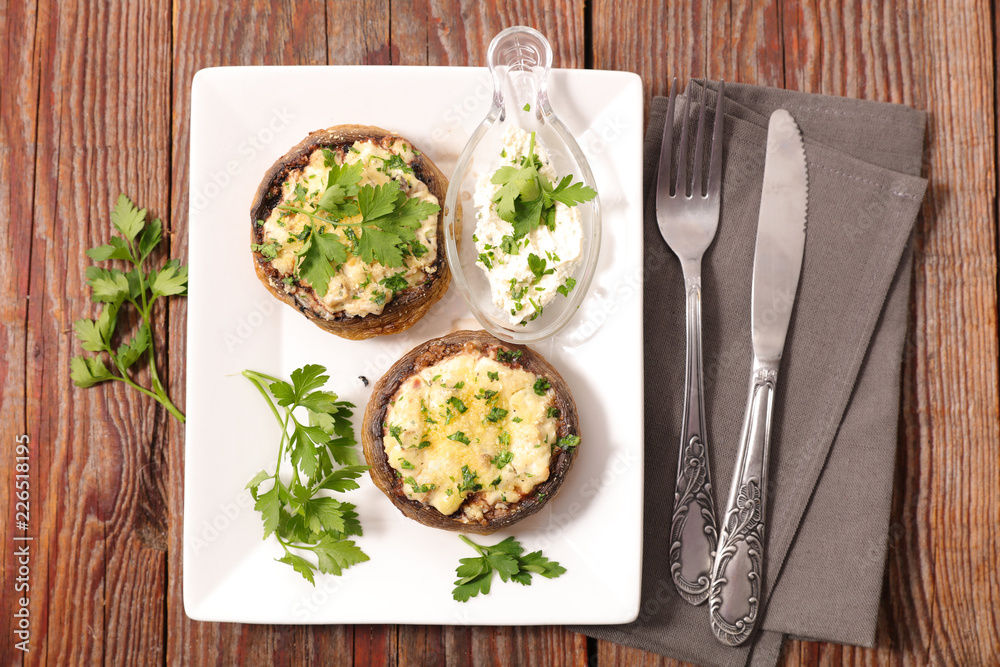stuffed mushroom with cheese stuffed mushroom with cheese
