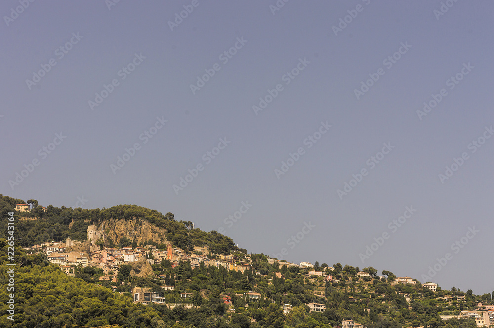 Obraz premium Panoramic view of Roquebrune village in a summer day