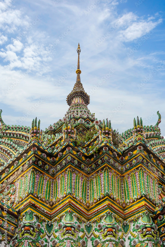 Fototapeta premium Details of pagoda at Wat Phra temple, Bangkok