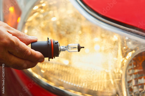 Photos Automobile halogen replacement bulb
