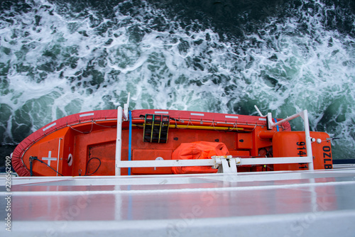 Canvas Print red lifeboat