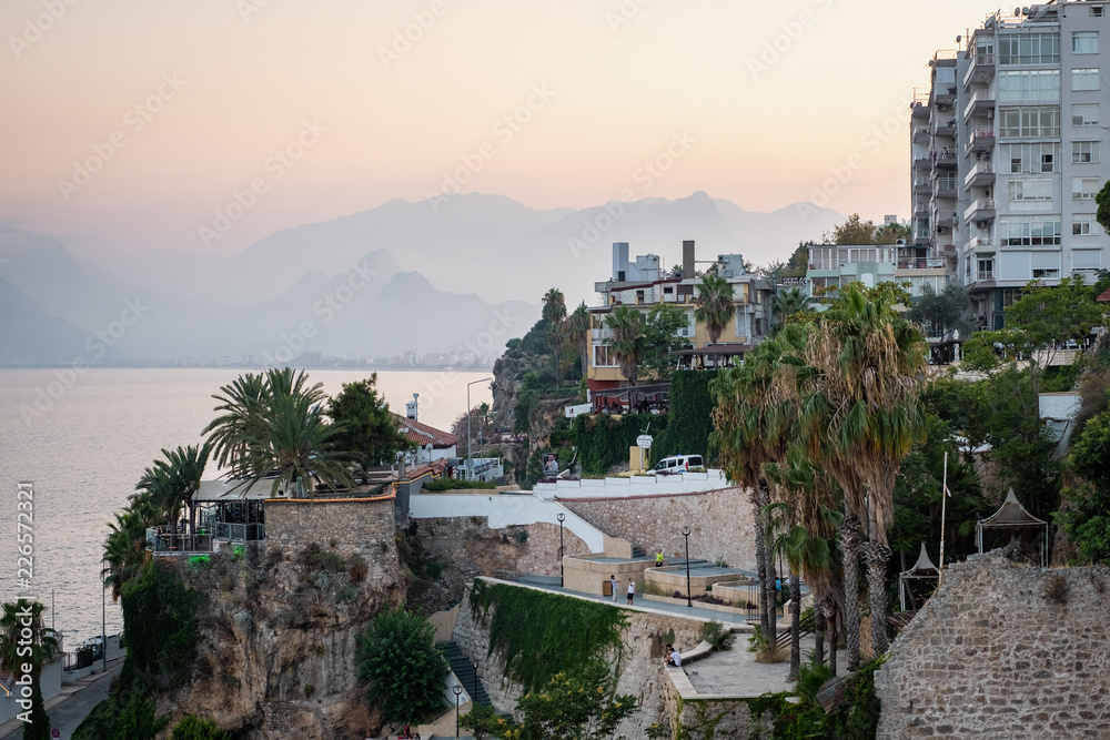 Obraz premium Coastal city