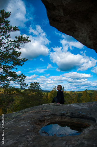 Tourist girl and beautiful autumn nature