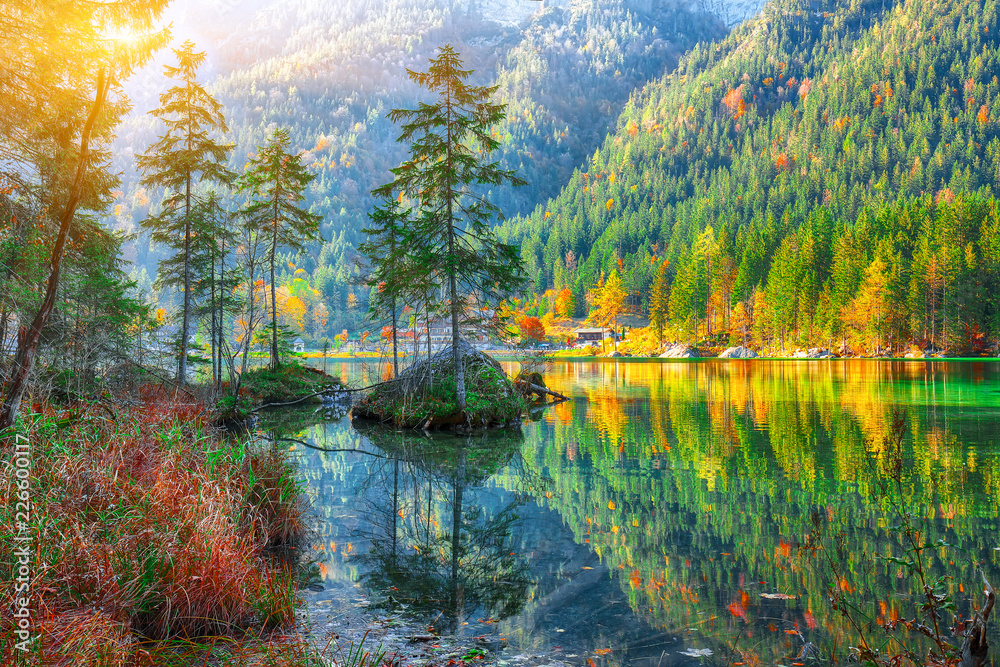 Naklejka premium Fantastic autumn sunset of Hintersee lake