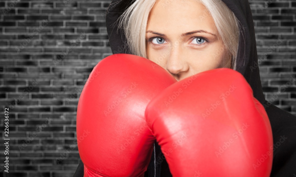 Boxing. Boxing.