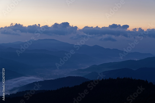 Lever du soleil sur les Vosges