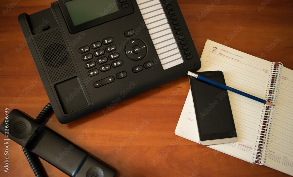 Fototapeta premium business desktop working with phone