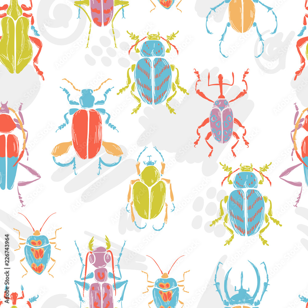 Vector doodle seamless pattern with big decorative tropic bugs. 