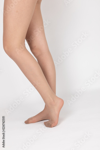 Beine einer jungen Frau