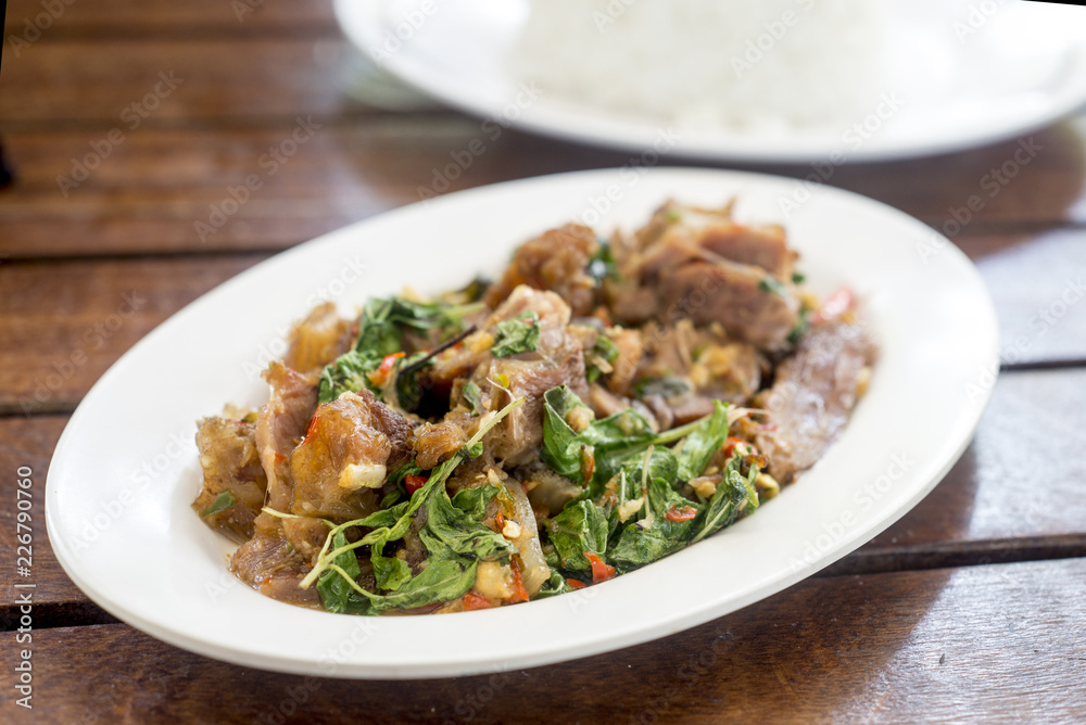 Stir Fried Beef with Basil