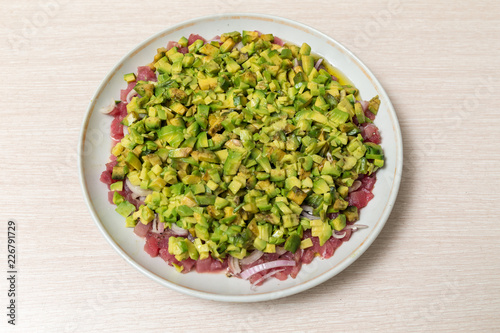 tuna tartar with avocado