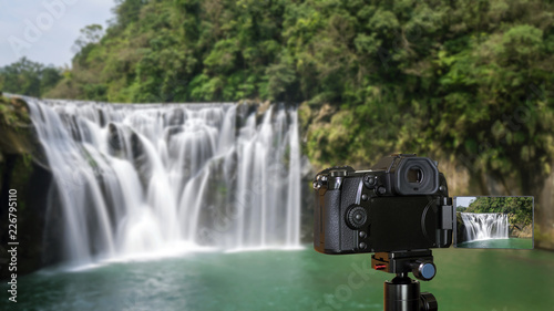 Digital camera with Shifen waterfall 1 photo