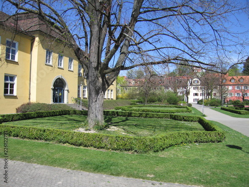 Heckengarten im Frühling in Meersburg am Reithof © Falko Göthel