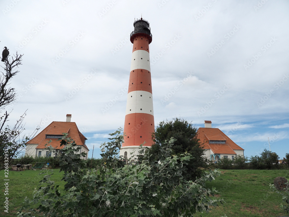 Leuchtturm Westerheversand – Wahrzeichen der HalbinselEiderstedt in Schleswig-Holstein
Leuchtturm Westerheversand – Wahrzeichen der HalbinselEiderstedt in Schleswig-Holstein