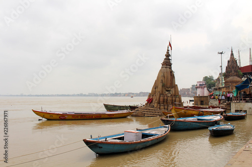 Translation: The scenery of Varanasi's ghats by the Ganges photo