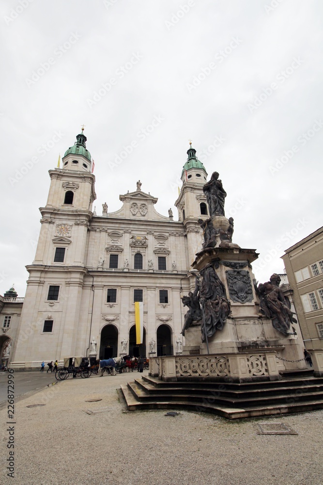 Blick auf den Salzburger Dom.