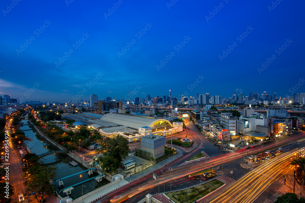BANGKOK, THAILAND - MAY 12, 2018 :  Bangkok City View Twilight Sky at beautiful landmark of Bangkok railway station., known as Hua Lamphong station in Bangkok, Thailand.