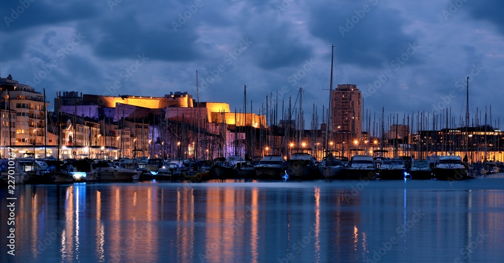 Naklejka premium Marseille Vieux Port
