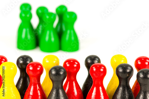 red, yellow and black halma cones against green halma cones indicating majority ratios and group constelation photo