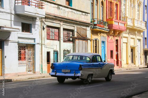 Havana, Oldtimer, Strasse © Ina Meer Sommer