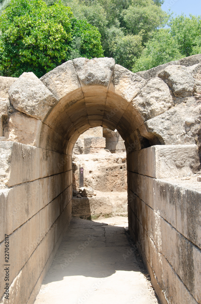 Starożytne wejście