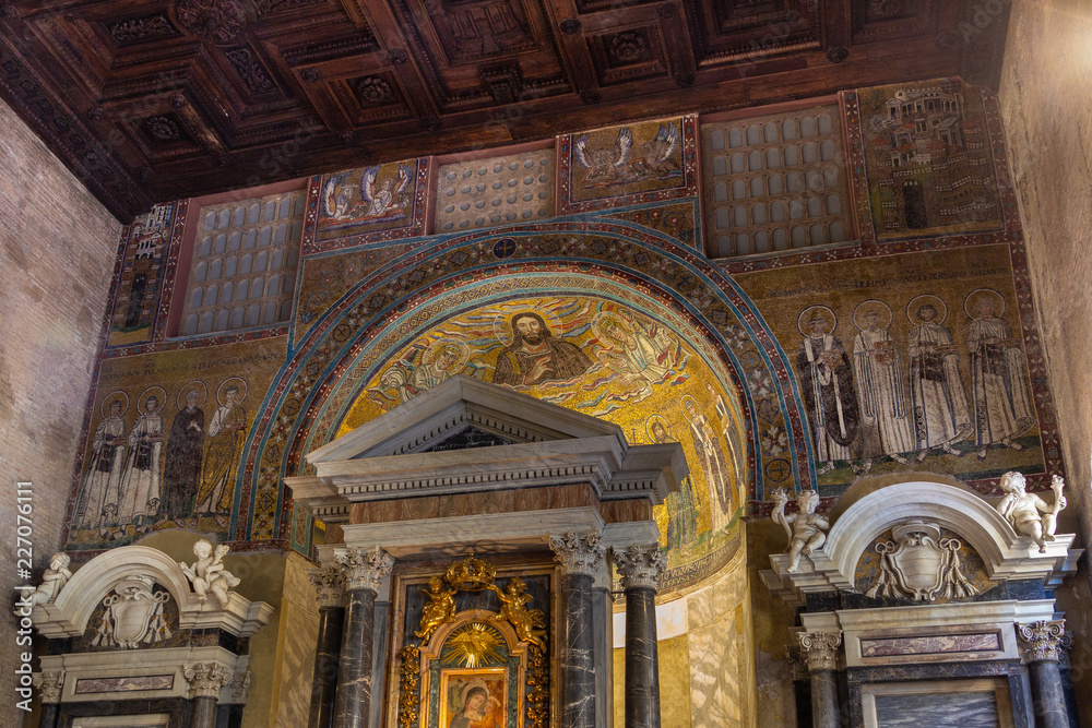 Fototapeta premium Mosaics in the Lateran Baptistery