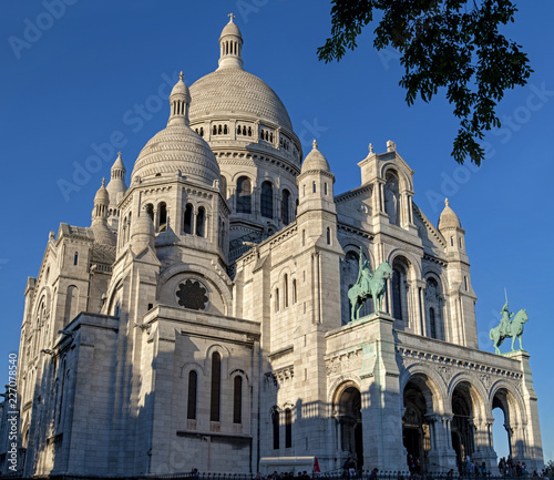 Montmartre sacre coeur basilica, Paris, France © Dom