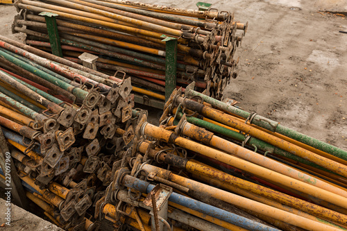 Wallpaper Mural Andamios apilados. Torontodigital.ca