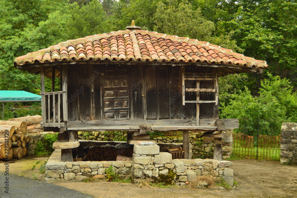 Asturian Horreos On The Camin Encantau Route In The Council Of Llanes. Nature, Travel, Landscapes, Forests, Fantasy. July 31, 2018. Valle De Ardinasa, Venta Village, Asturias, Spain.