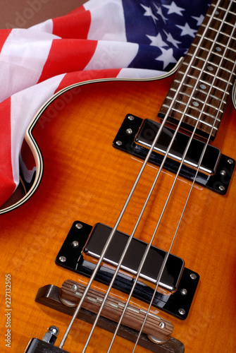 Vászonkép Paul McCartney Beatles Base Rock Guitar US Flag