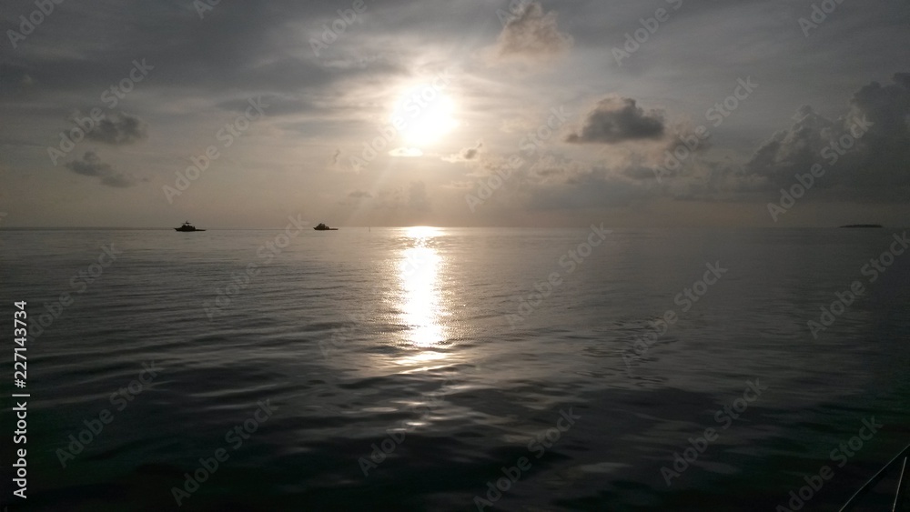 Maldive por do sol