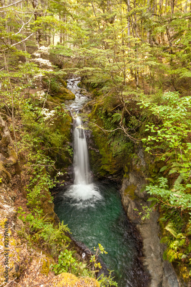Obraz premium Waterfall, New Zealand, Falling, Mystery, Nature