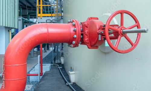 Fotografie Pipeline and valve of water supply or service water at industry zone