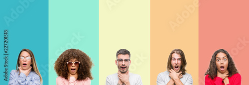 Fotografía Collage of group of young people over colorful vintage isolated background shouting and suffocate because painful strangle
